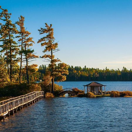 White Pine Camp Hotel Paul Smiths ภายนอก รูปภาพ