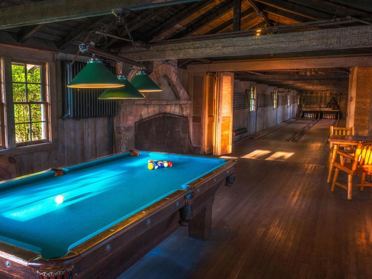 White Pine Camp Hotel Paul Smiths ภายนอก รูปภาพ